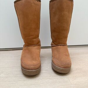 Ugg Australia Ultra Tall Size W10 Tan Suede, Genuine Sheepskin Linning